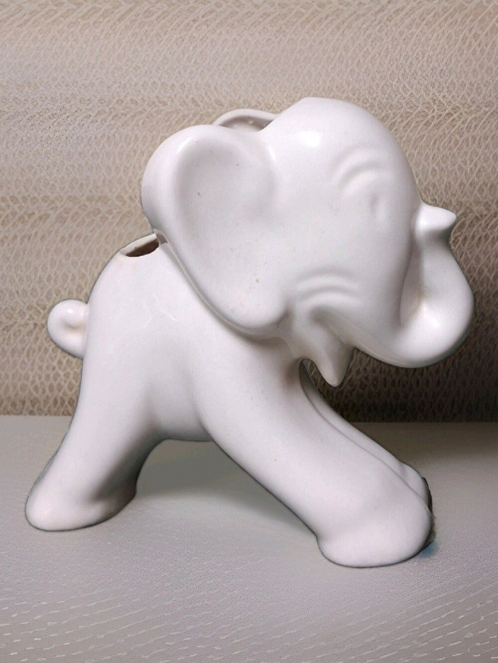 Vintage Hull Pottery Stretch Elephant  Planter Anthropomorphic 5"